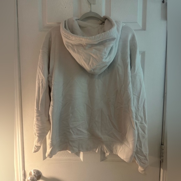 TNA Aritzia Sweatfleece boyfriend hoodie, white, women’s 3 - Picture 2 of 4